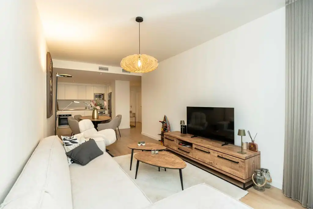 Apartamento con piscina en venta en hilera, imagen 4