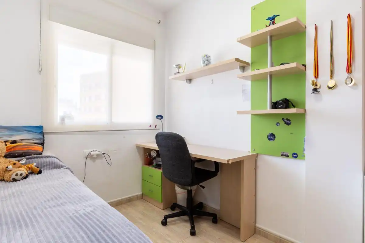 Habitación de Casa adosada en venta en Turís con Aire acondicionado, Calefacción y Terraza