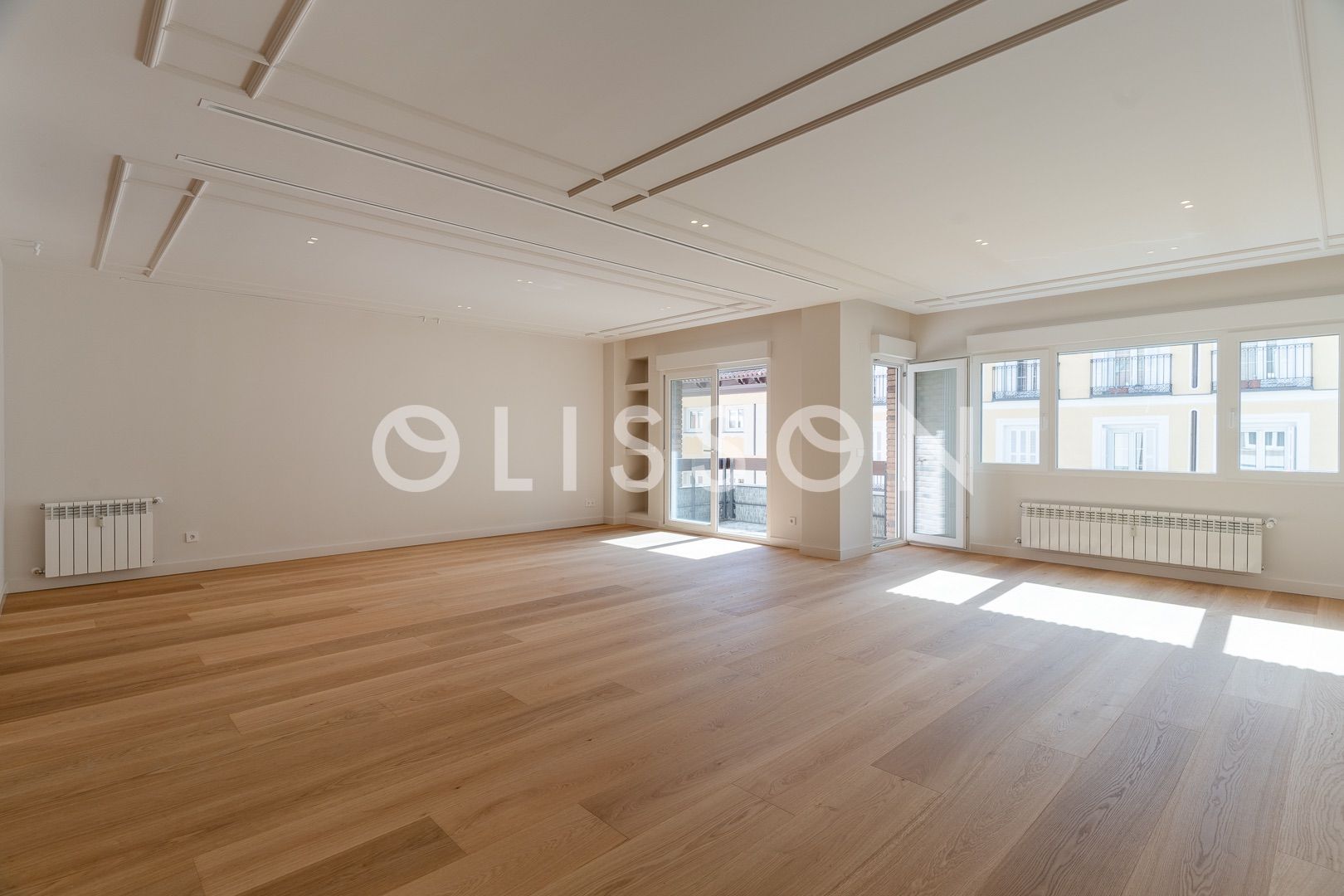 Sala d'estar de Pis en venda en  Madrid Capital amb Aire condicionat, Calefacció i Terrassa