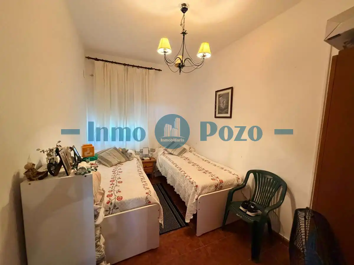 Chalet con piscina en venta en Almendralejo, imagen 15