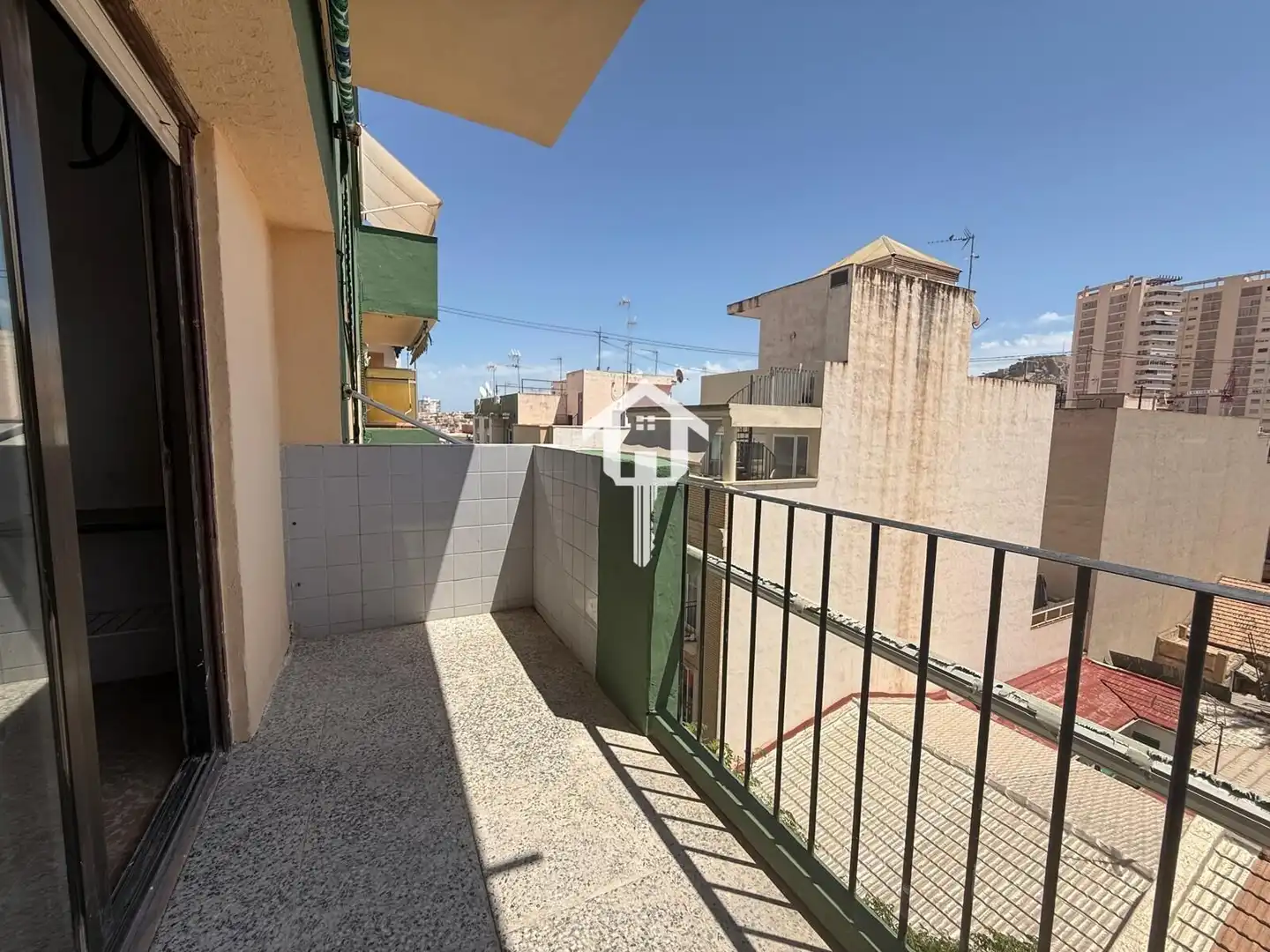 Vista exterior de Piso en venta en Alicante / Alacant con Trastero