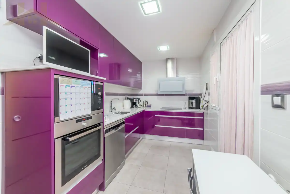 Kitchen of Flat for sale in Valdemoro  with Air Conditioner, Storage room and Community pool