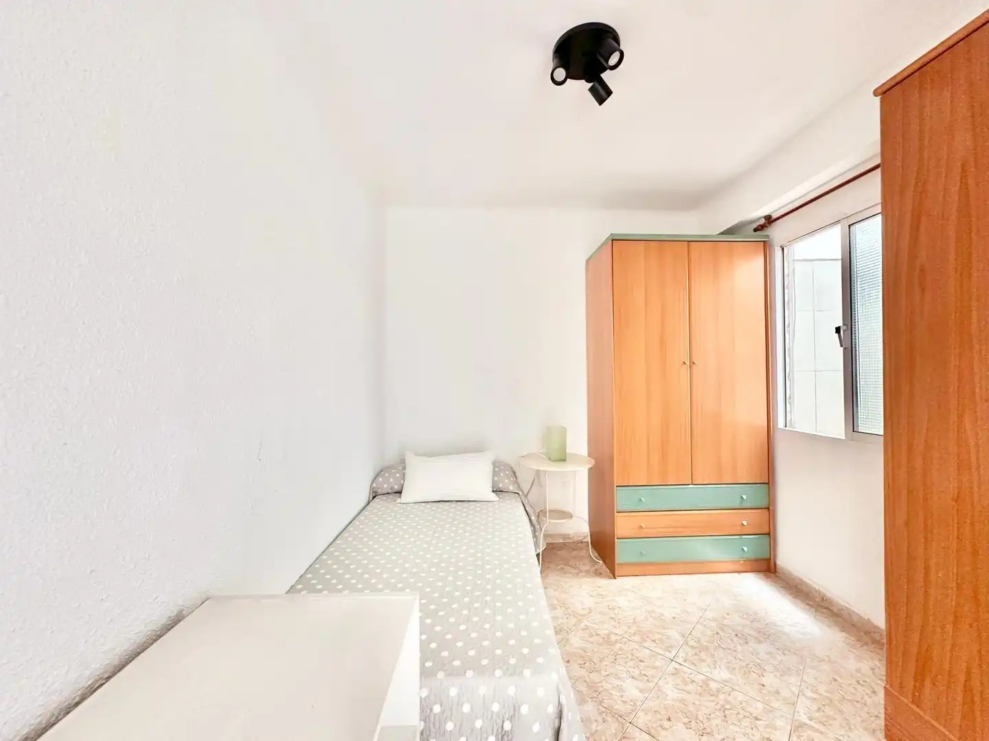 Schlafzimmer von Wohnung zum Verkauf in Málaga mit Balkon