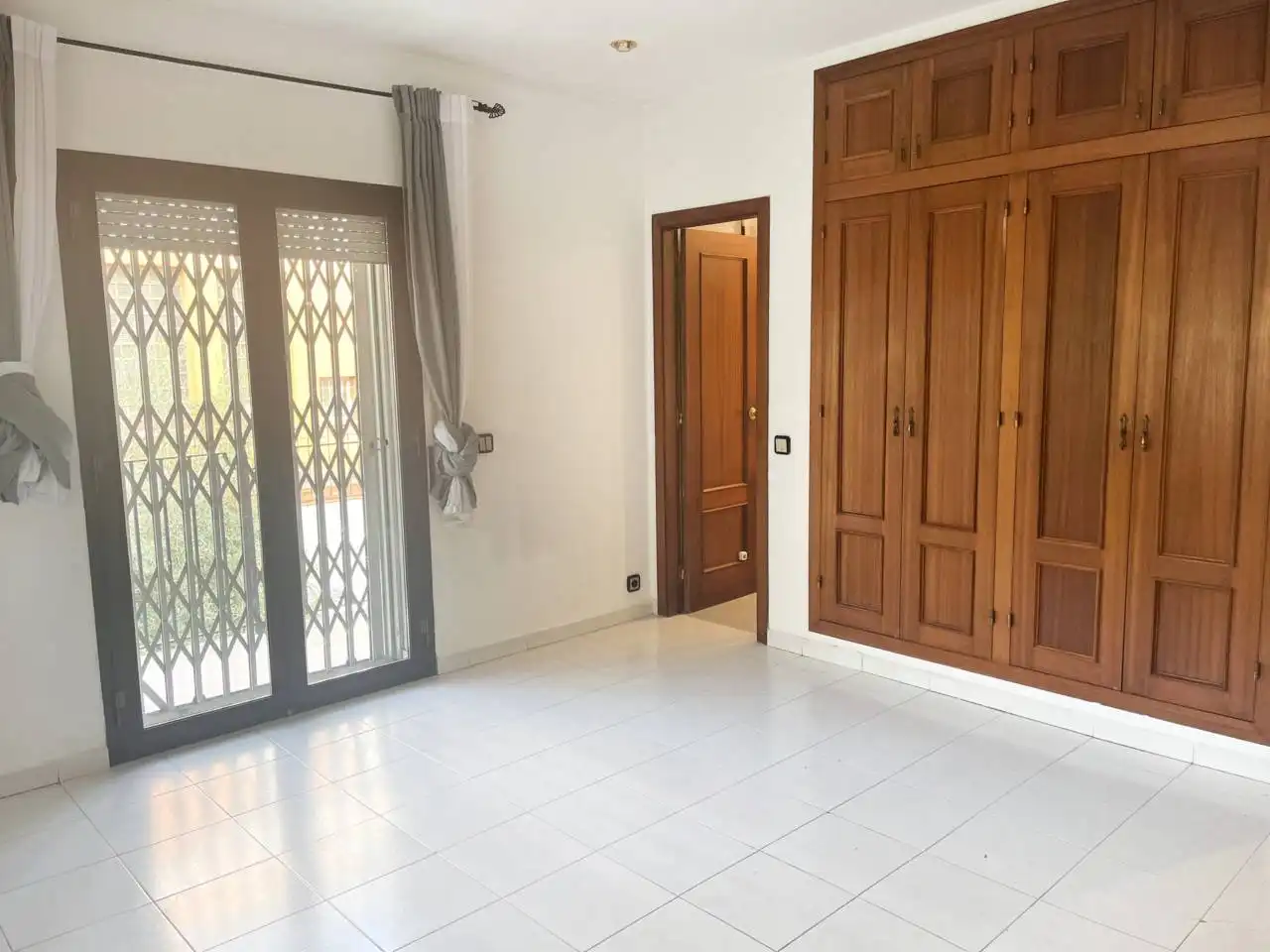 Habitación de Casa o chalet en venta en Castell d'Aro, Platja d'Aro i s'Agaró con Calefacción y Terraza