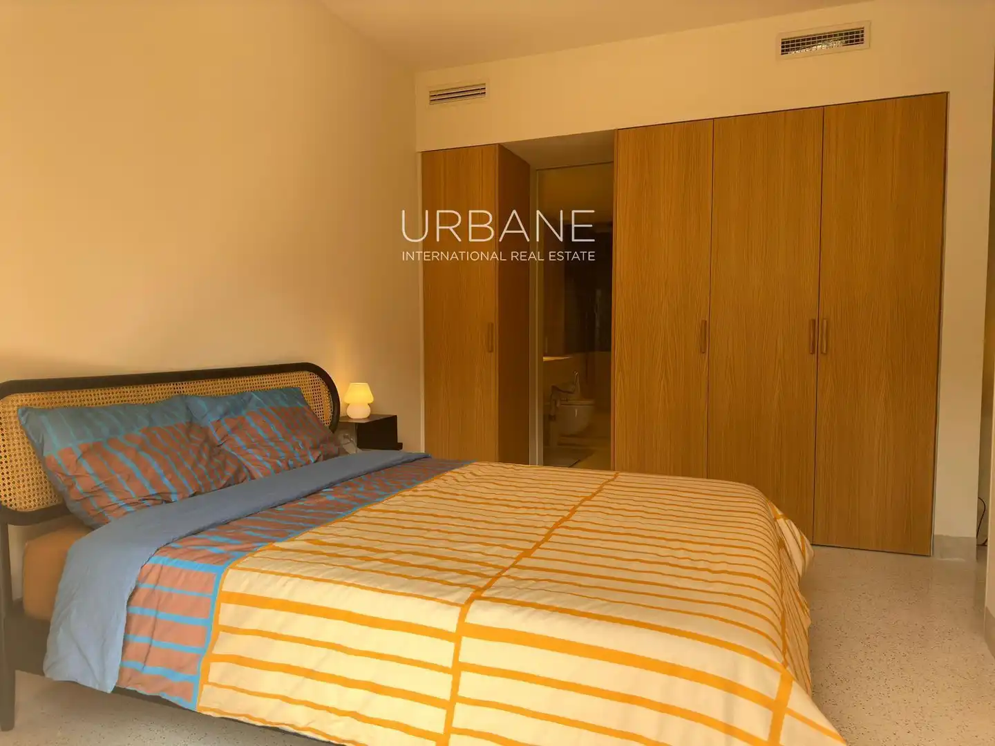 Schlafzimmer von Wohnung zur Miete in Barcelona mit Klimaanlage, Heizung und Terrasse