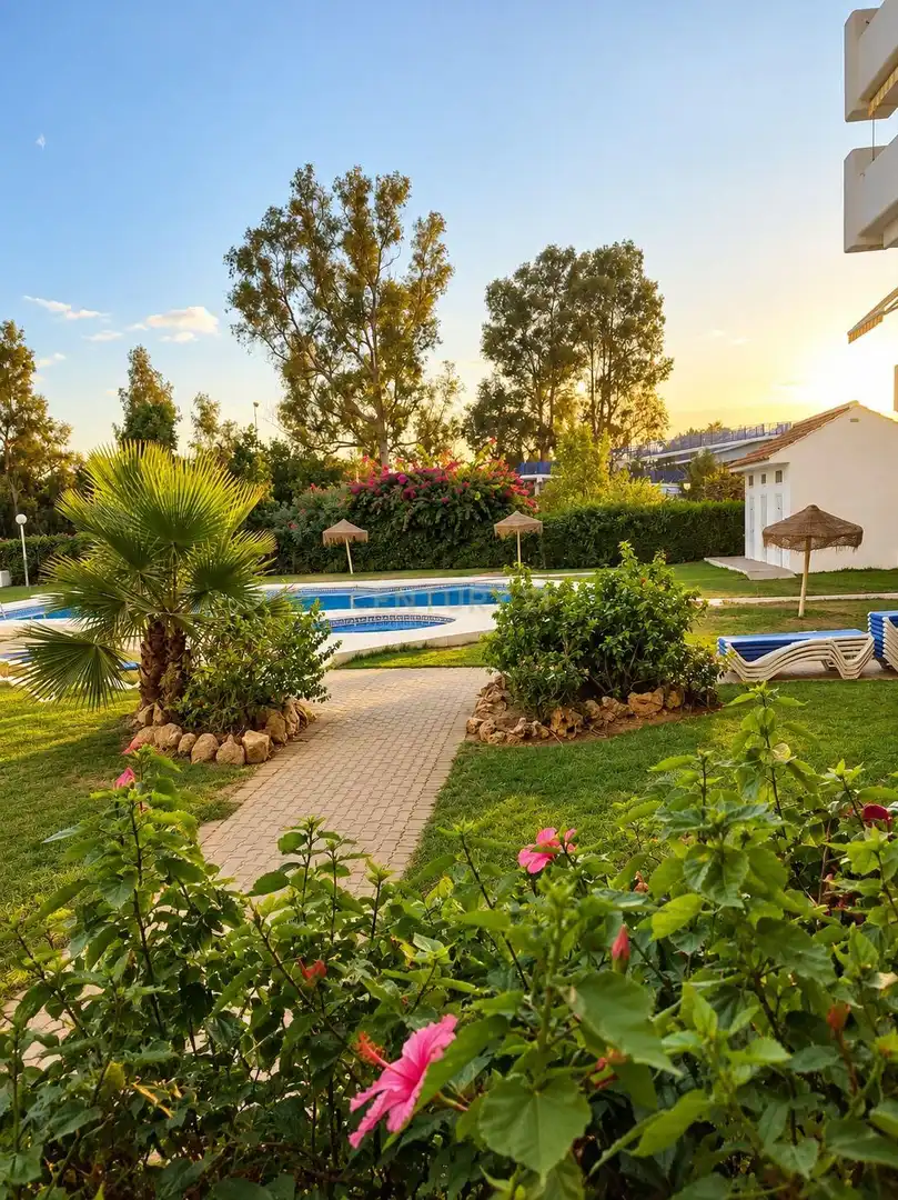 Apartament amb piscina en venda a Avenida Miramar, Fuengirola, Spain Bloque 2
