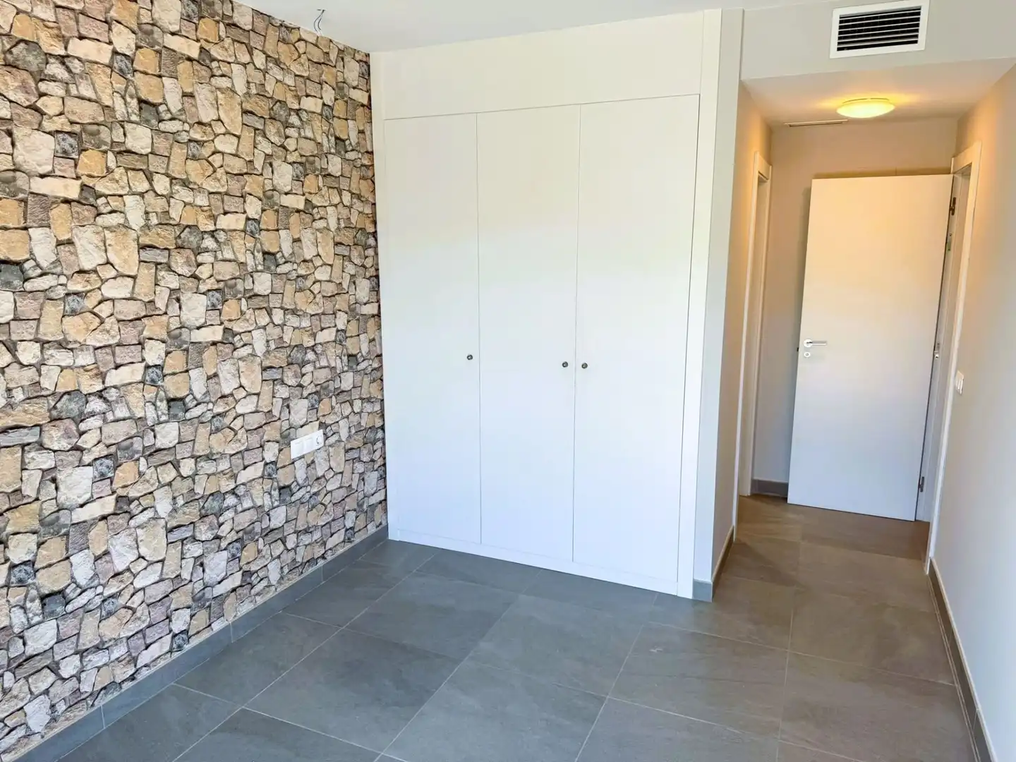 Wohnung zum Verkauf in Almuñécar mit Klimaanlage, Heizung und Terrasse