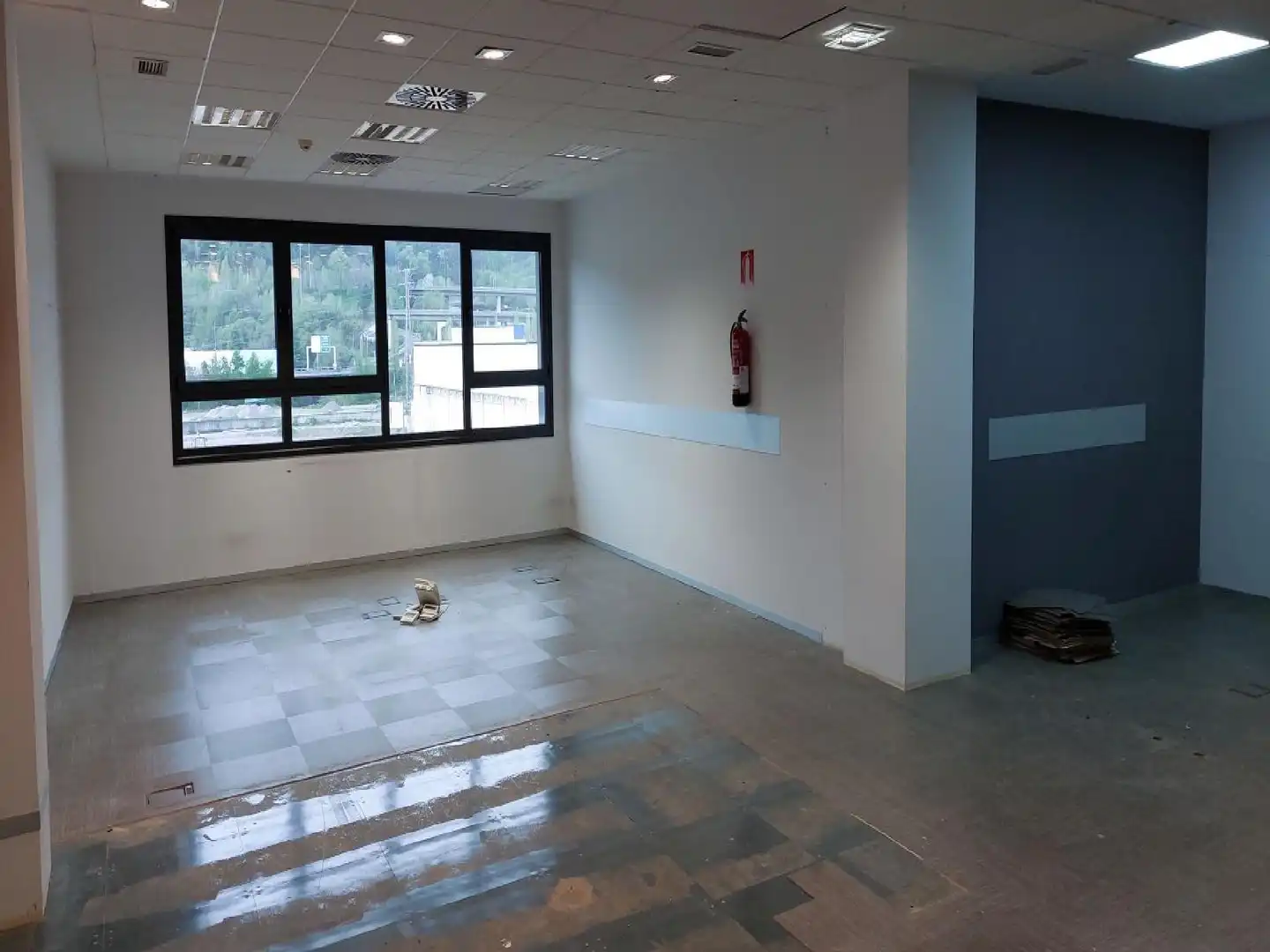 Büro zum Verkauf in Derio
