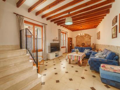 Living room of Single-family semi-detached for sale in Alcúdia  with Terrace and Balcony