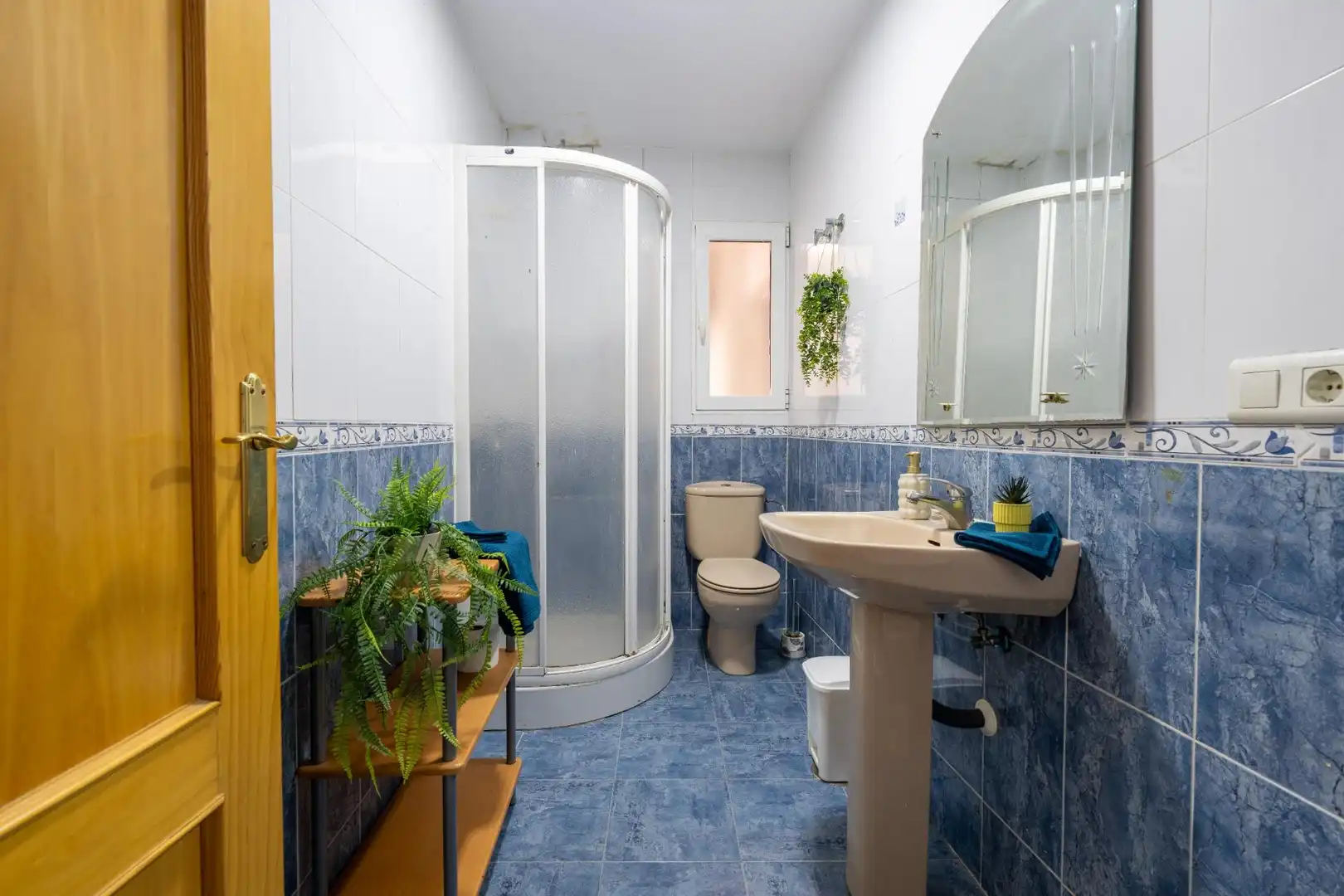Baño de Piso en venta en Almería