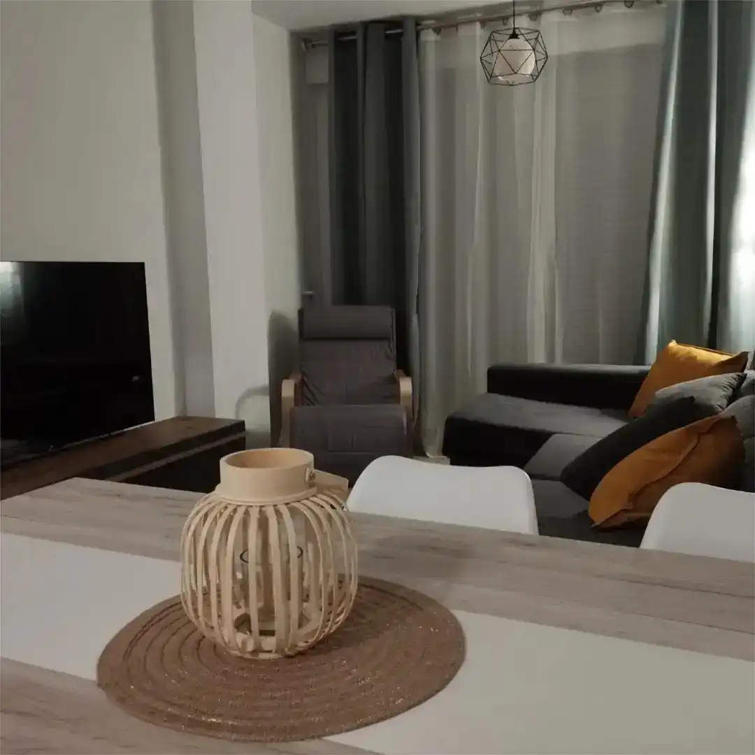 Wohnzimmer von Wohnung zur Miete in Burela mit Parkett, Möbliert und Ofen
