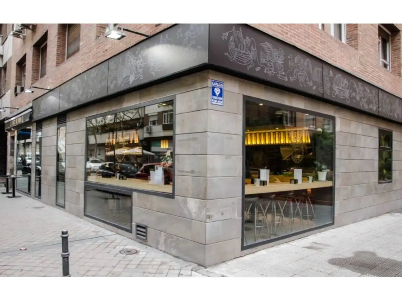 Local comercial en traspàs a Sants - Montjuïc