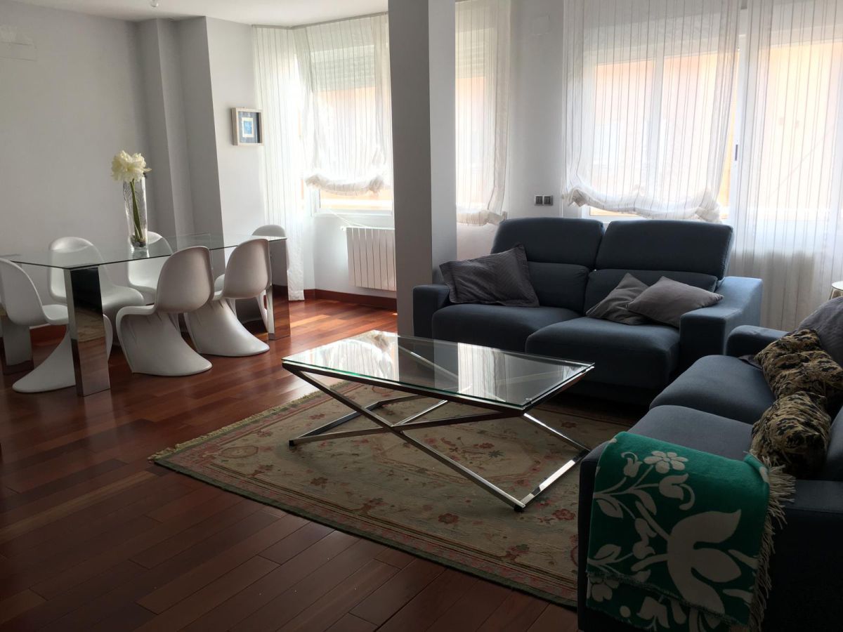 Sala d'estar de Pis en venda en  Albacete Capital amb Aire condicionat, Calefacció i Balcó