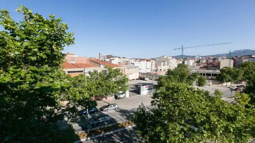 Vista exterior de Piso en venta en Terrassa