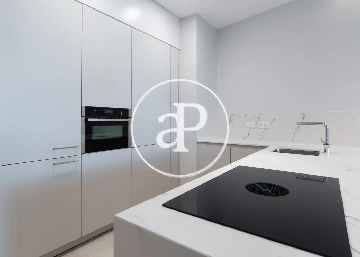 Küche von Wohnung zur Miete in Madrid mit Klimaanlage, Heizung und Privatgarten