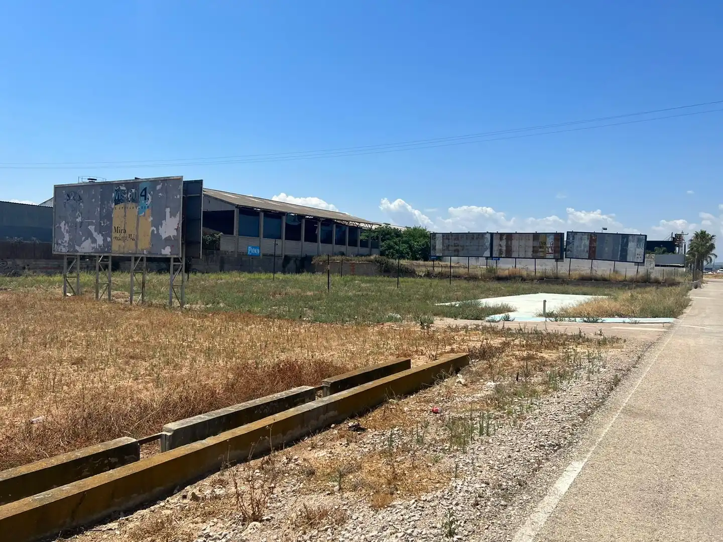 Industrial land for sale in Albal