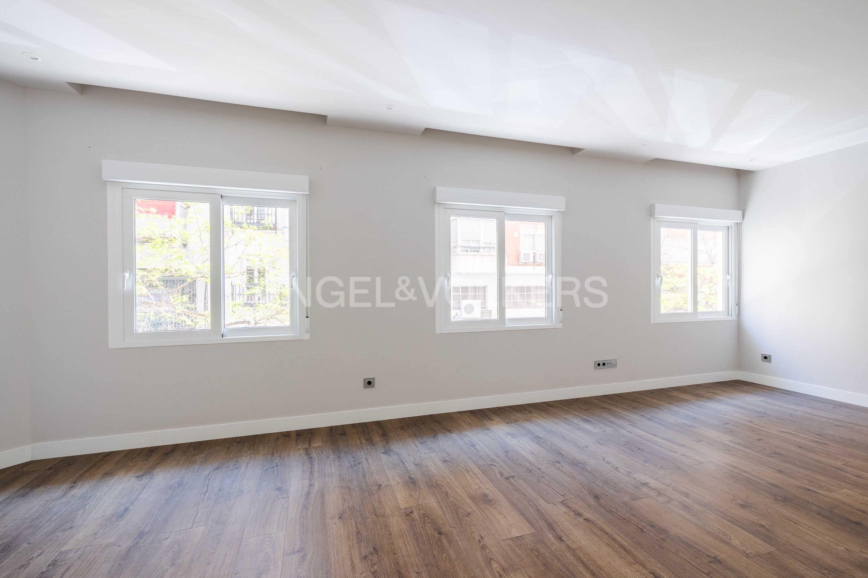 Vista exterior de Apartament de lloguer en  Madrid Capital amb Aire condicionat i Calefacció