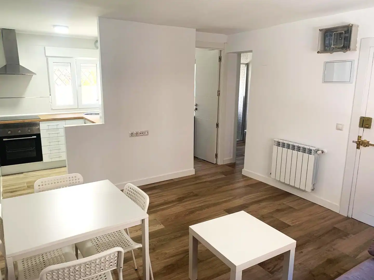 Habitación de Piso en venta en Ávila con Calefacción, Amueblado y Horno