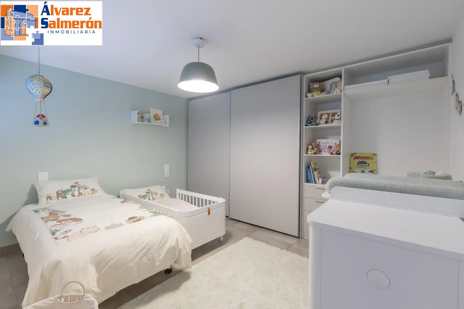 Bedroom of Houses for sale in Granada