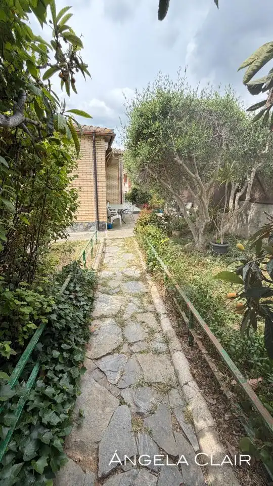 Garden of Houses for sale in Sant Vicenç Dels Horts  with Heating, Private garden and Terrace