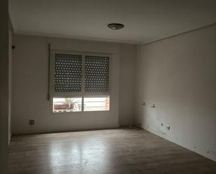 Bedroom of Flat for sale in  Madrid Capital