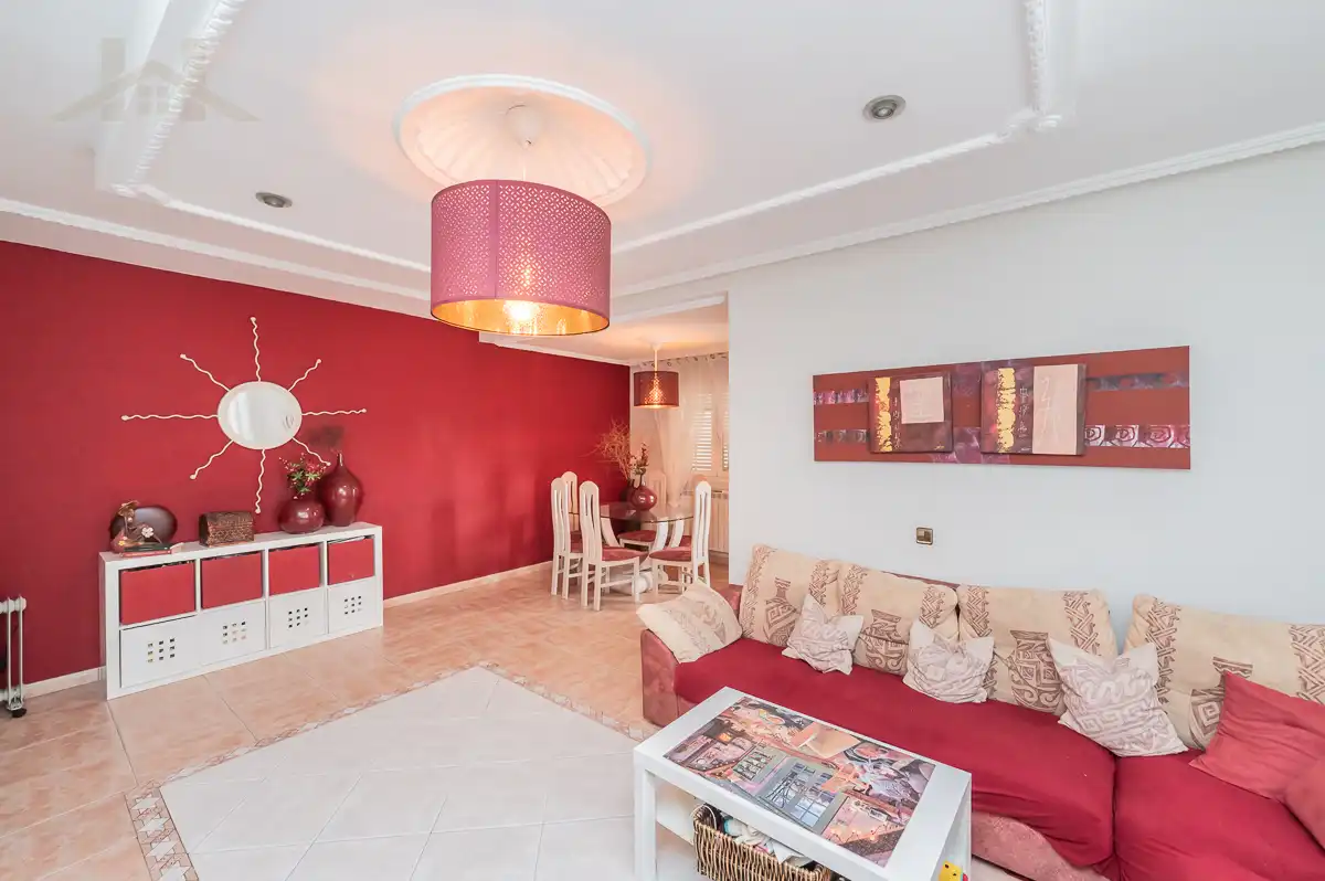 Sala d'estar de Casa o xalet en venda en Yeles amb Aire condicionat, Calefacció i Jardí privat