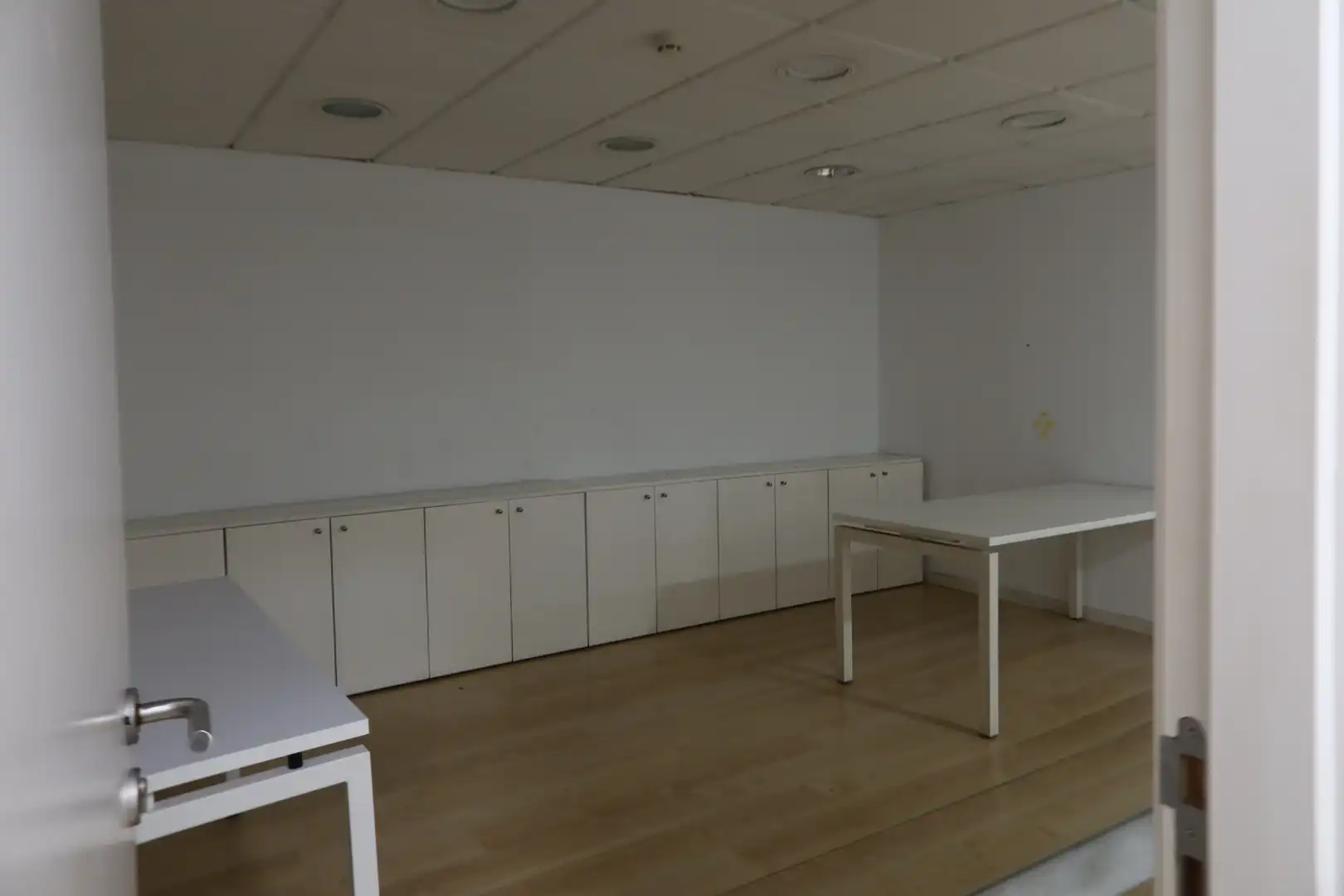 Local de lloguer en Centro - Juan Flórez - Plaza Pontevedra