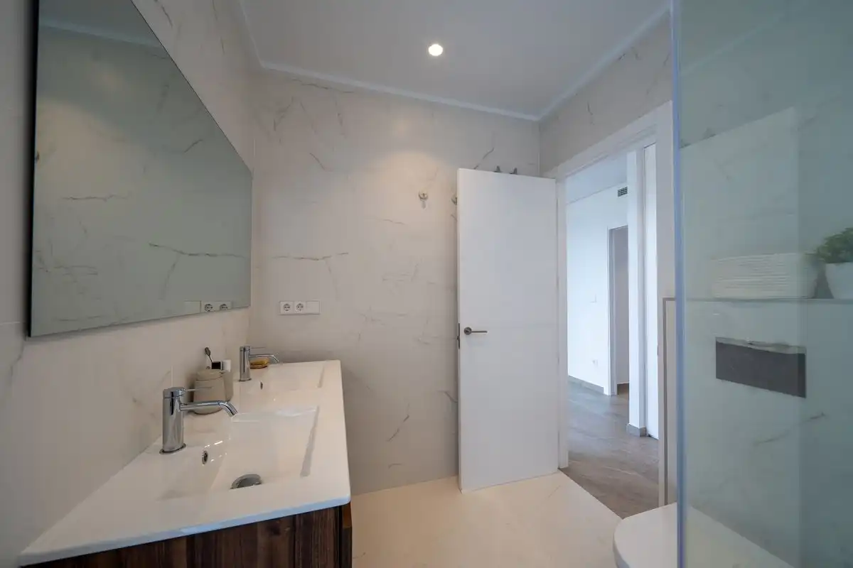 Baño de Casa adosada en venta en Gata de Gorgos con Aire acondicionado, Calefacción y Jardín privado