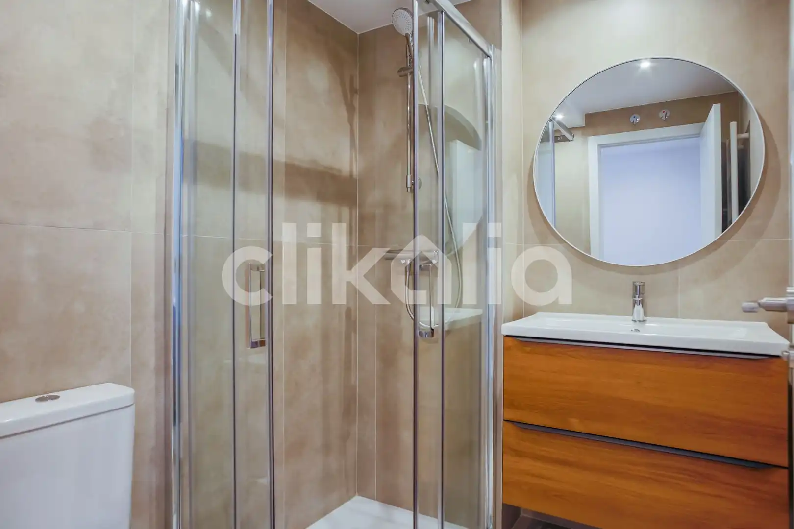 Bathroom of Flat for sale in Alcobendas  with Air Conditioner, Heating and Terrace