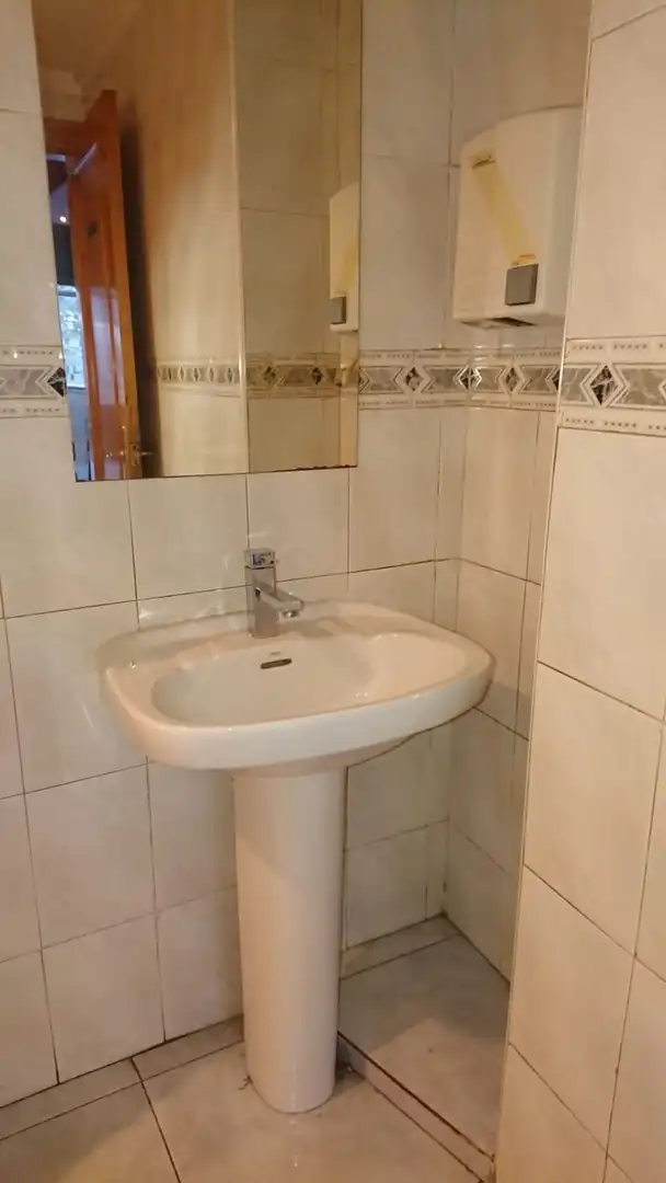 Business premises for sale in Oeste, imagen 15