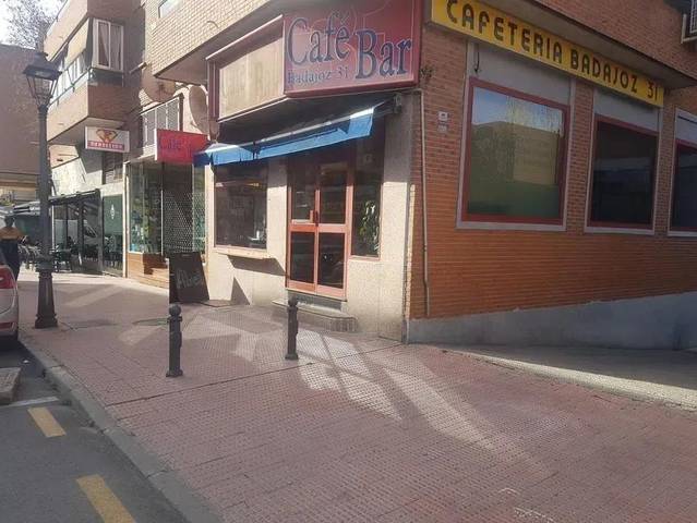 Local comercial en Alquiler en Villafontana - Estoril I