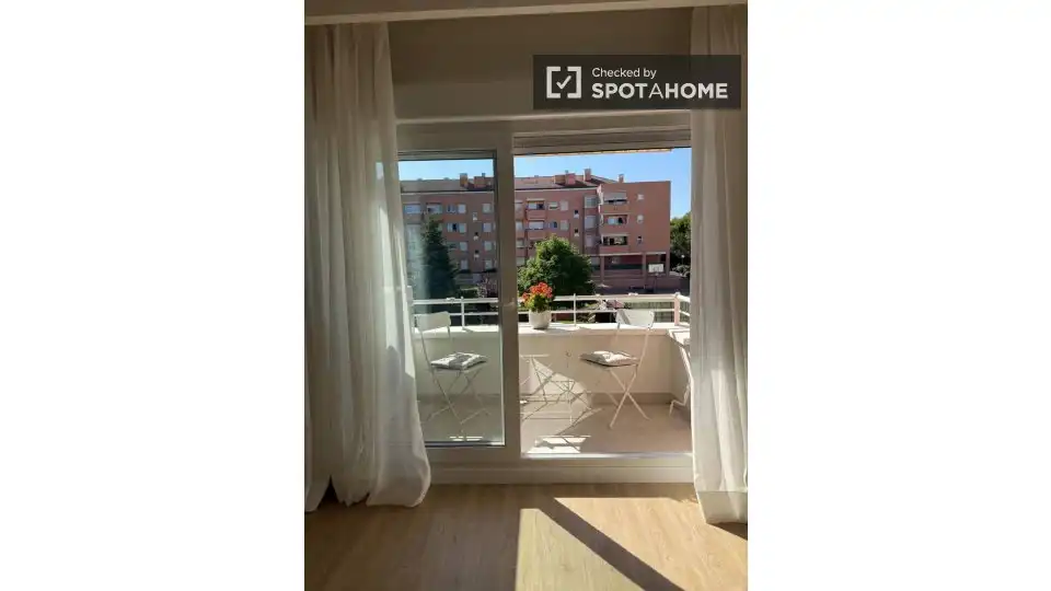 Schlafzimmer von Wohnung zur Miete in Parque Empresarial