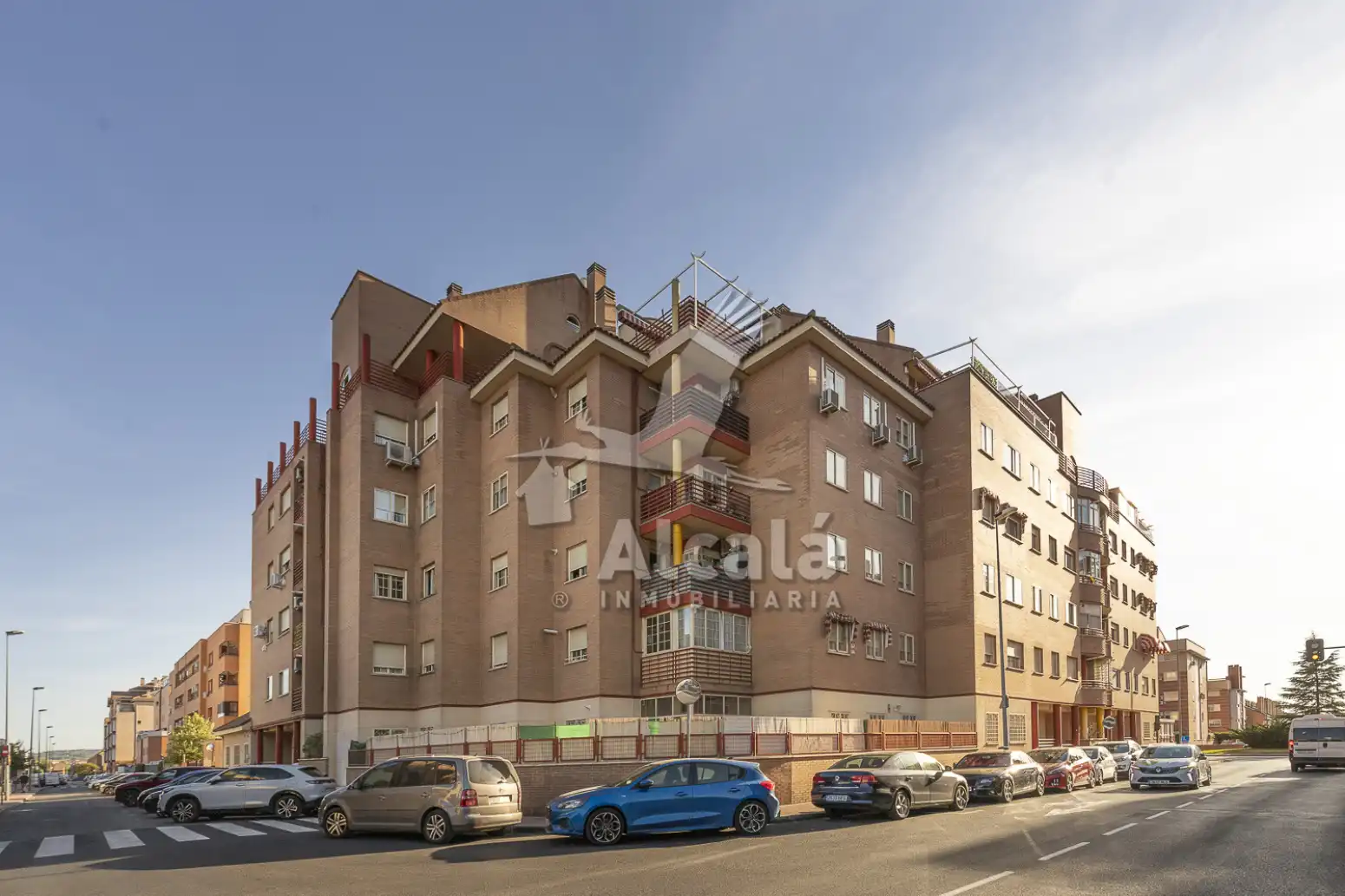 Vista exterior de Piso en venta en Ensanche