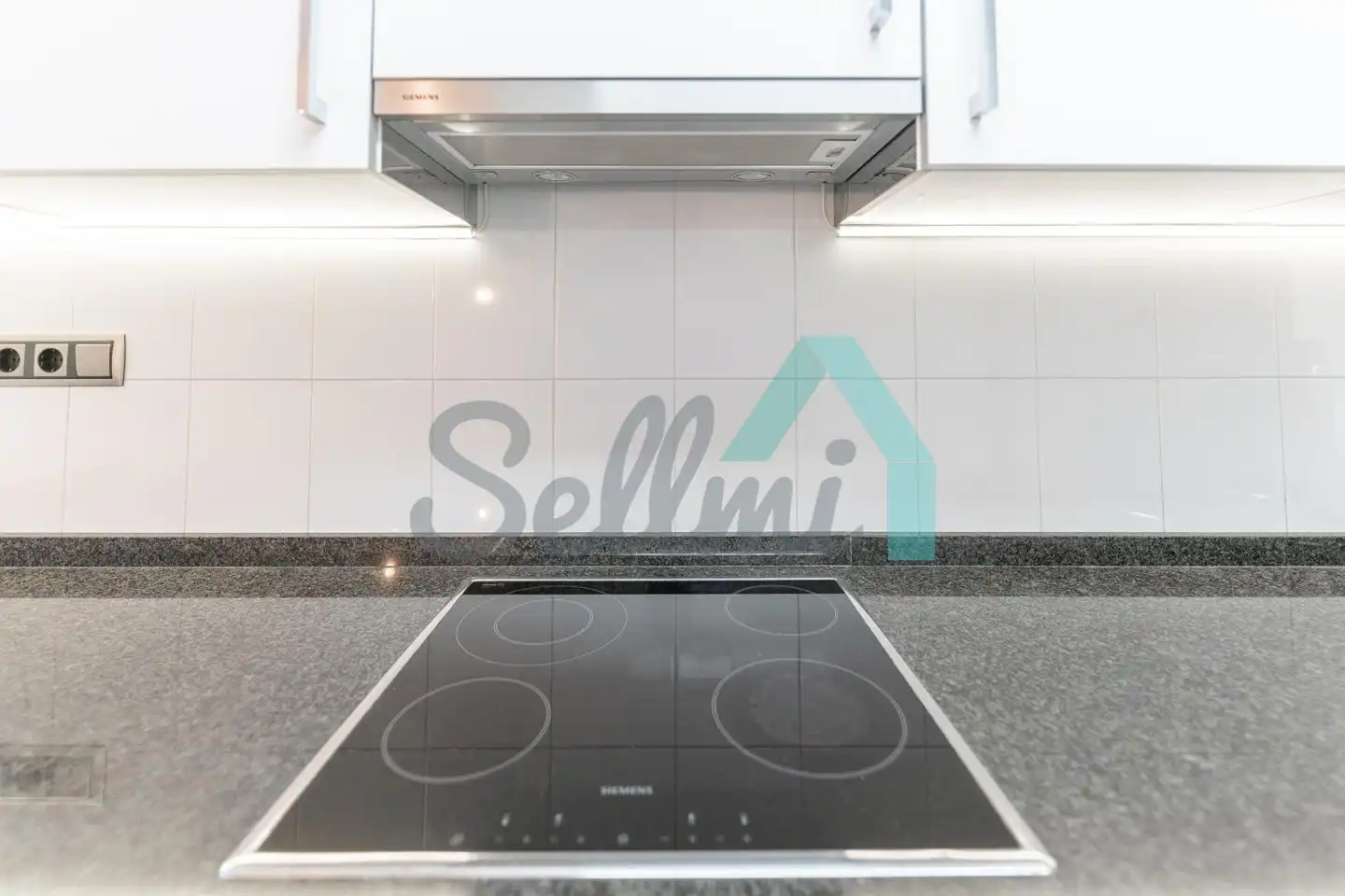 Kitchen of Flat for rent in Oviedo   with Heating, Parquet flooring and Furnished