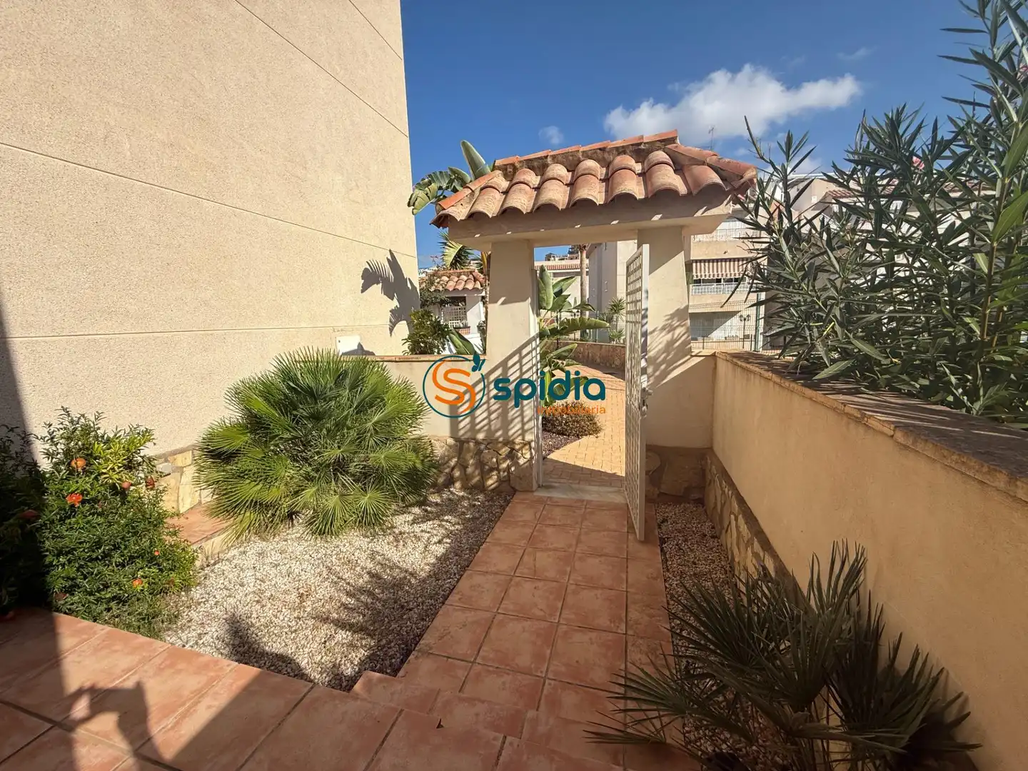 Reihenhaus mit Pool zum Verkauf in Los Collados-Los Geraneos, imagen 2