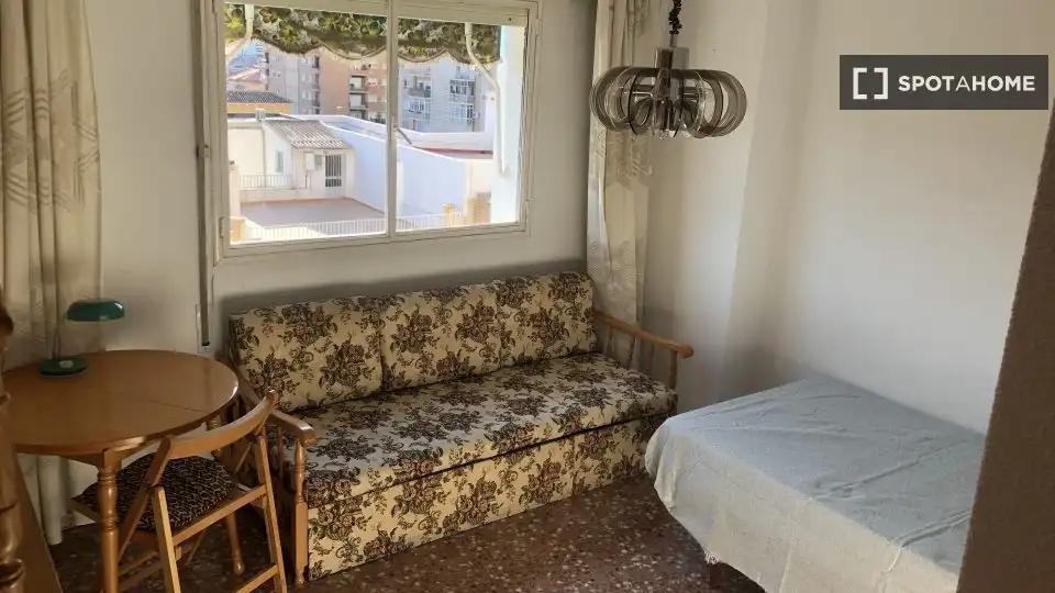 Room in Alameda
