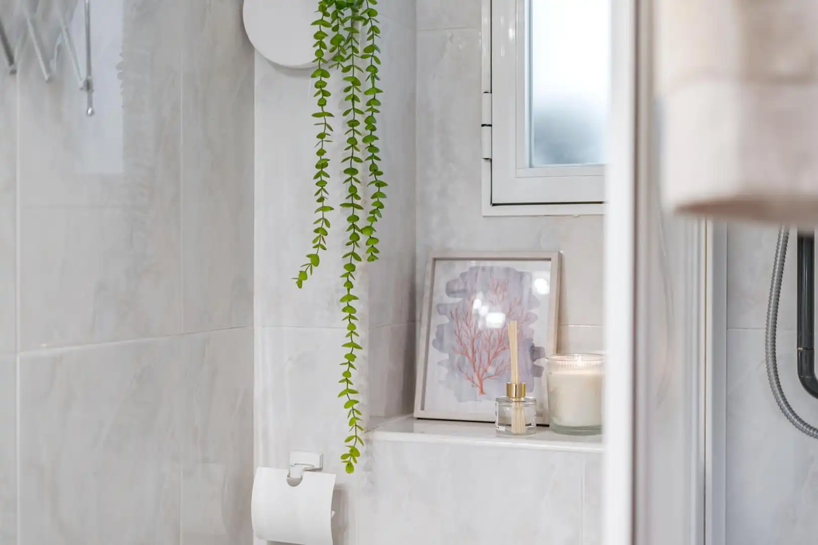 Bathroom of Flat for sale in Madrid  with Air Conditioner, Terrace and Balcony