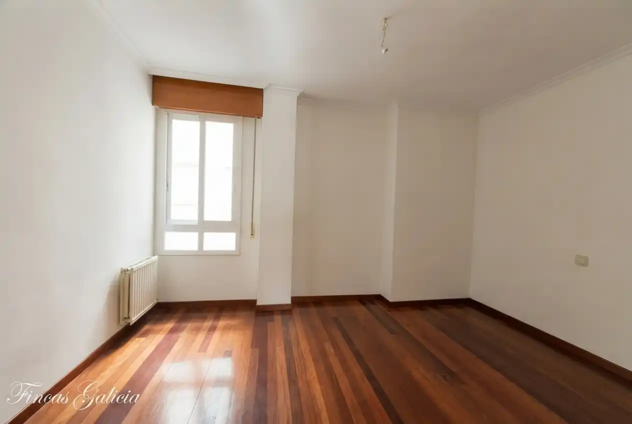 Piso con ascensor en venta en Rúa Espido, imagen 4