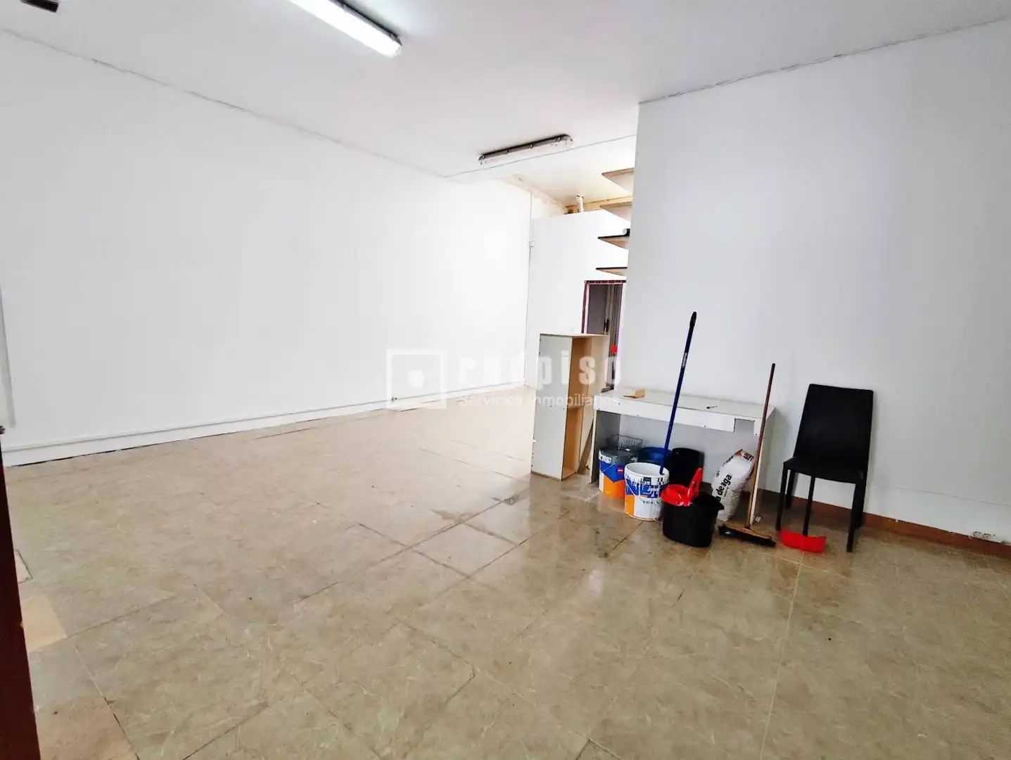 Local comercial de lloguer a de Alonso Núñez de Reinoso, imagen 5