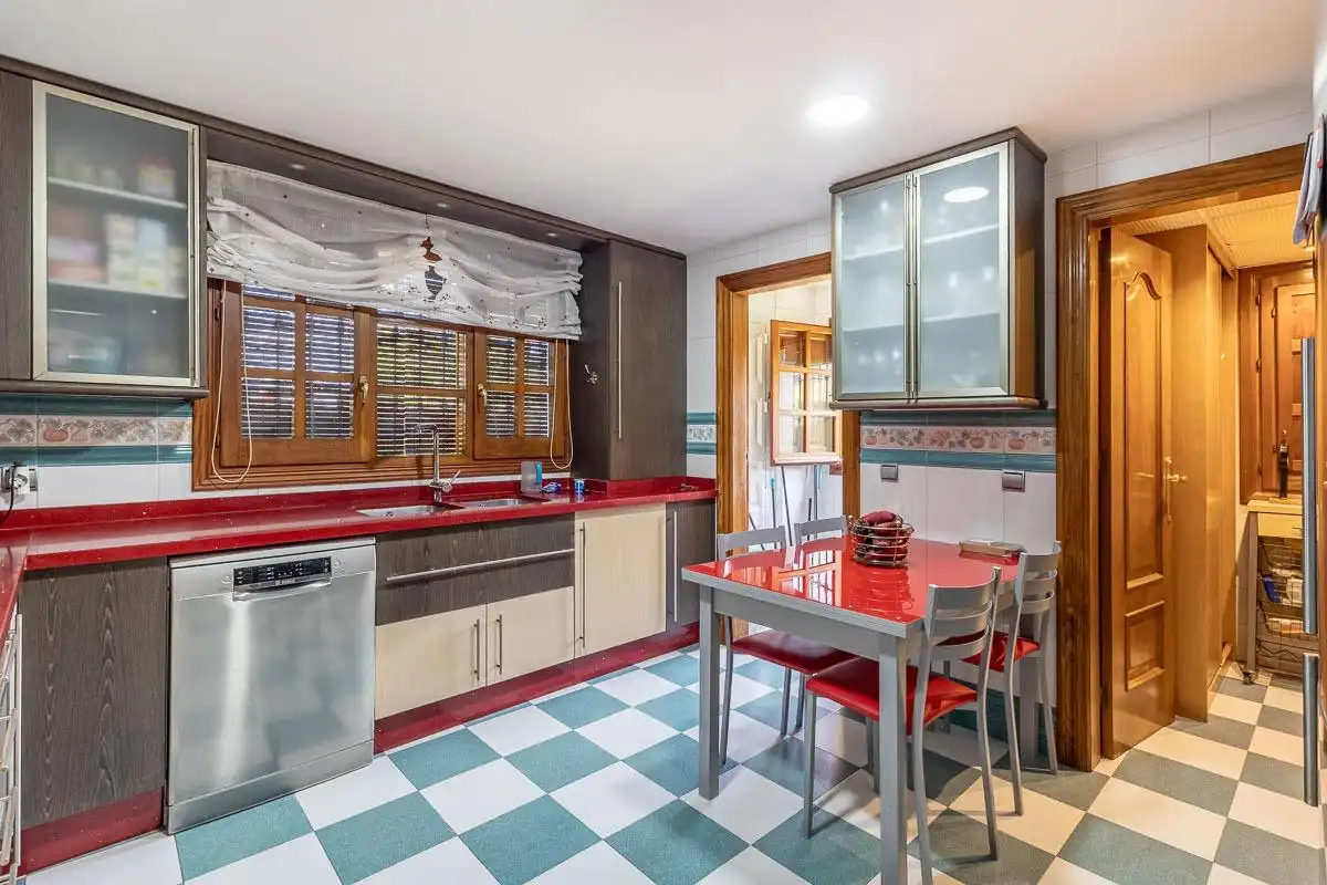 Casa con piscina en venta en Calle ZACATIN, imagen 7