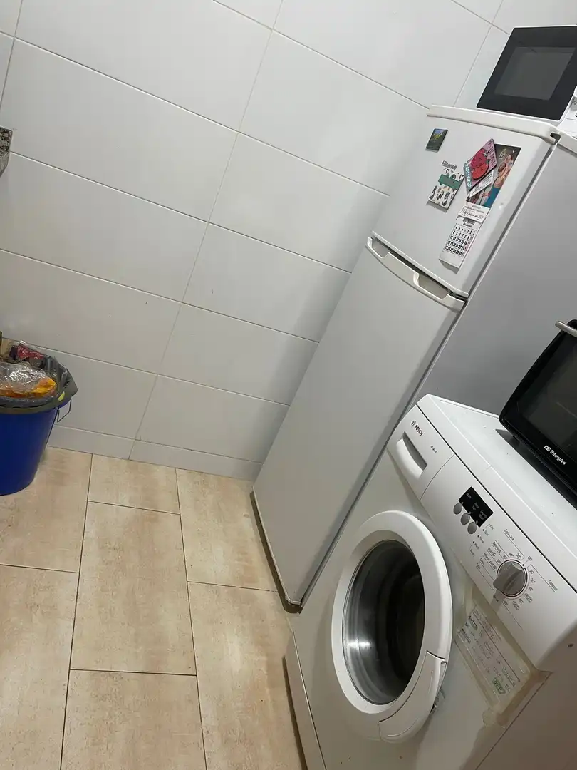 Flat for rent in Calle Buensuceso, Centro - Sagrario