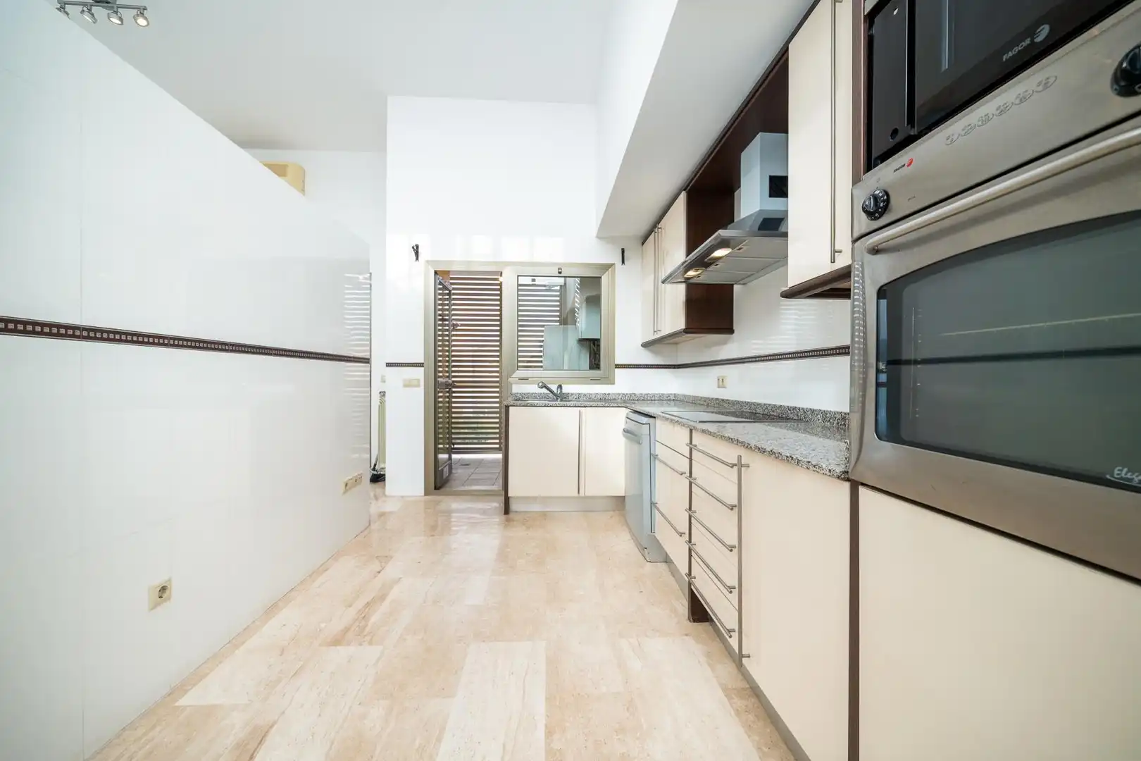 Penthouse with terrace for sale in Calle REPUBLICA DOMINICANA, imagen 35