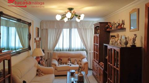 Foto 2 de Piso en venta en Girón - Las Delicias, Málaga