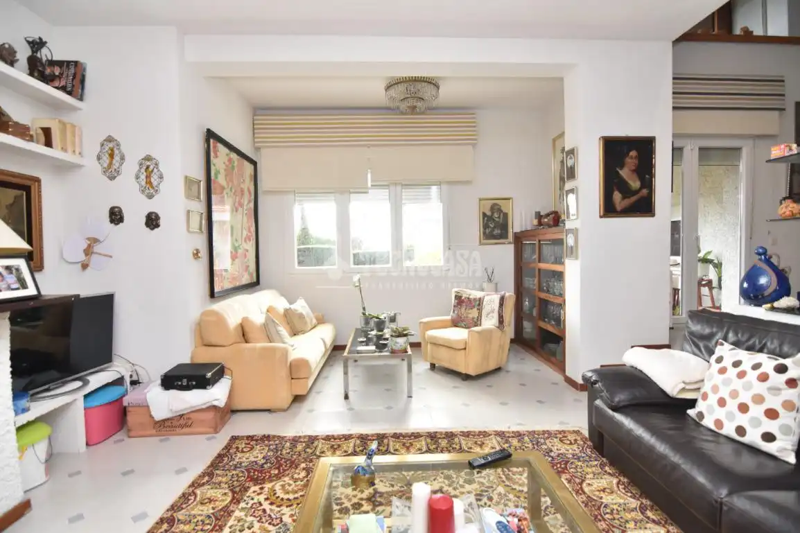 Sala de estar de Casa o chalet en venta en Villaviciosa de Odón con Aire acondicionado, Calefacción y Jardín privado