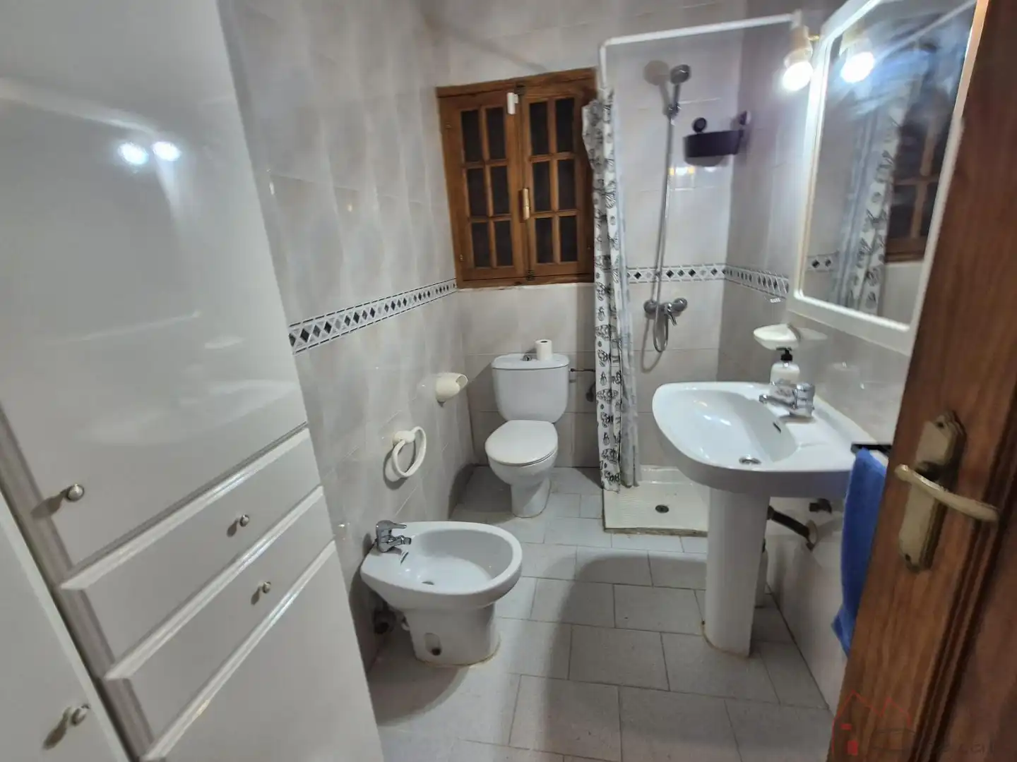 Bany de Casa o xalet en venda en Picassent amb Aire condicionat, Terrassa i Traster