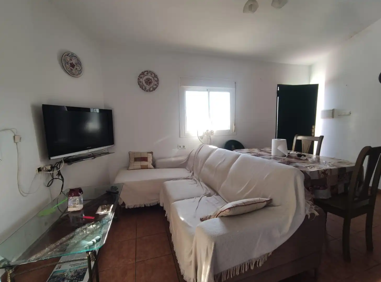 Sala de estar de Finca rústica en venta en Cútar con Jardín privado, Terraza y Piscina