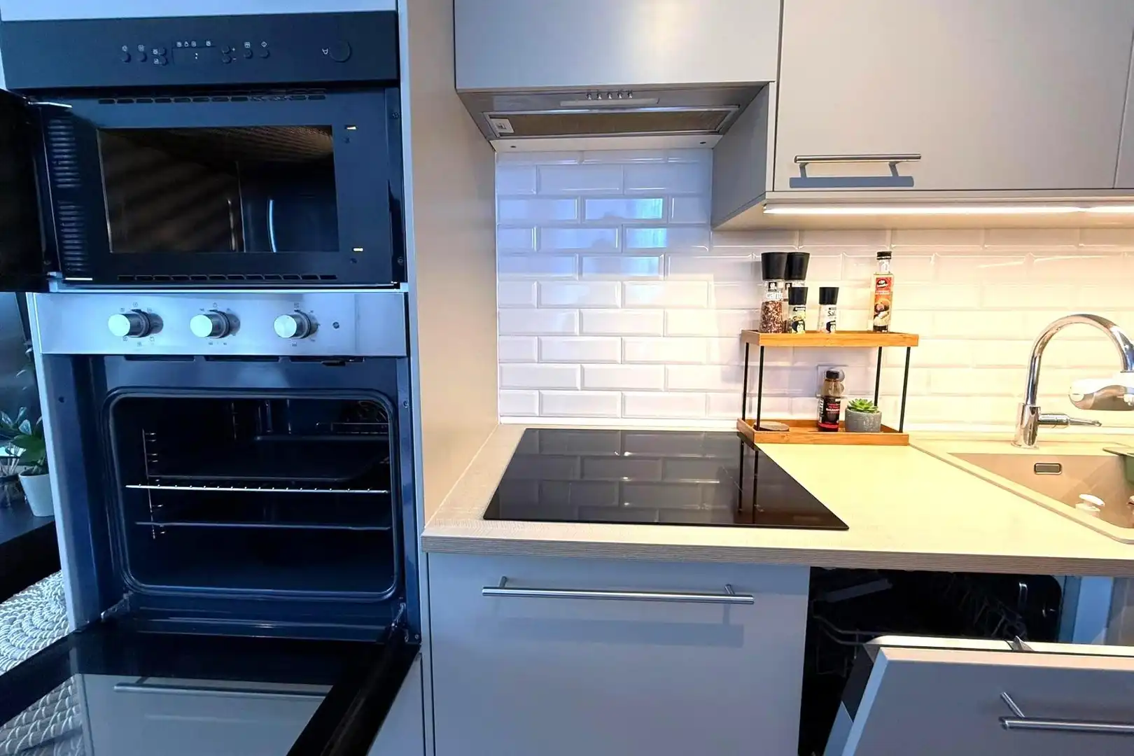 Kitchen of Attic for sale in Torrevieja  with Air Conditioner, Heating and Terrace