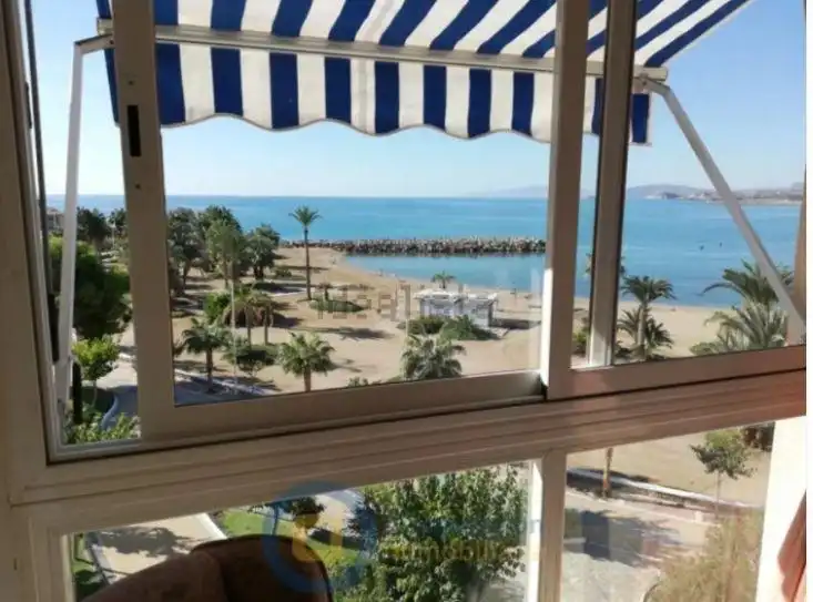 Vista exterior de Apartamento en venta en Águilas