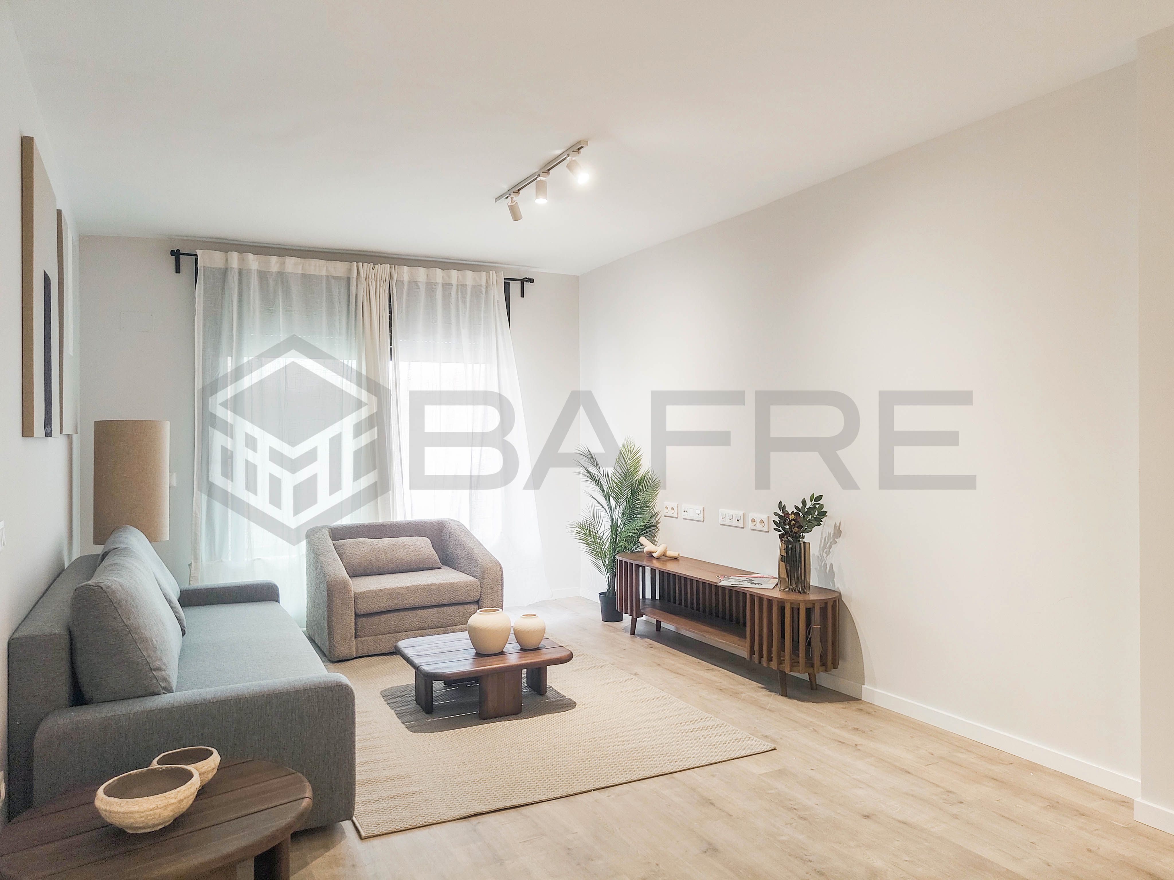 Sala d'estar de Pis de lloguer en Valdemoro amb Terrassa i Piscina