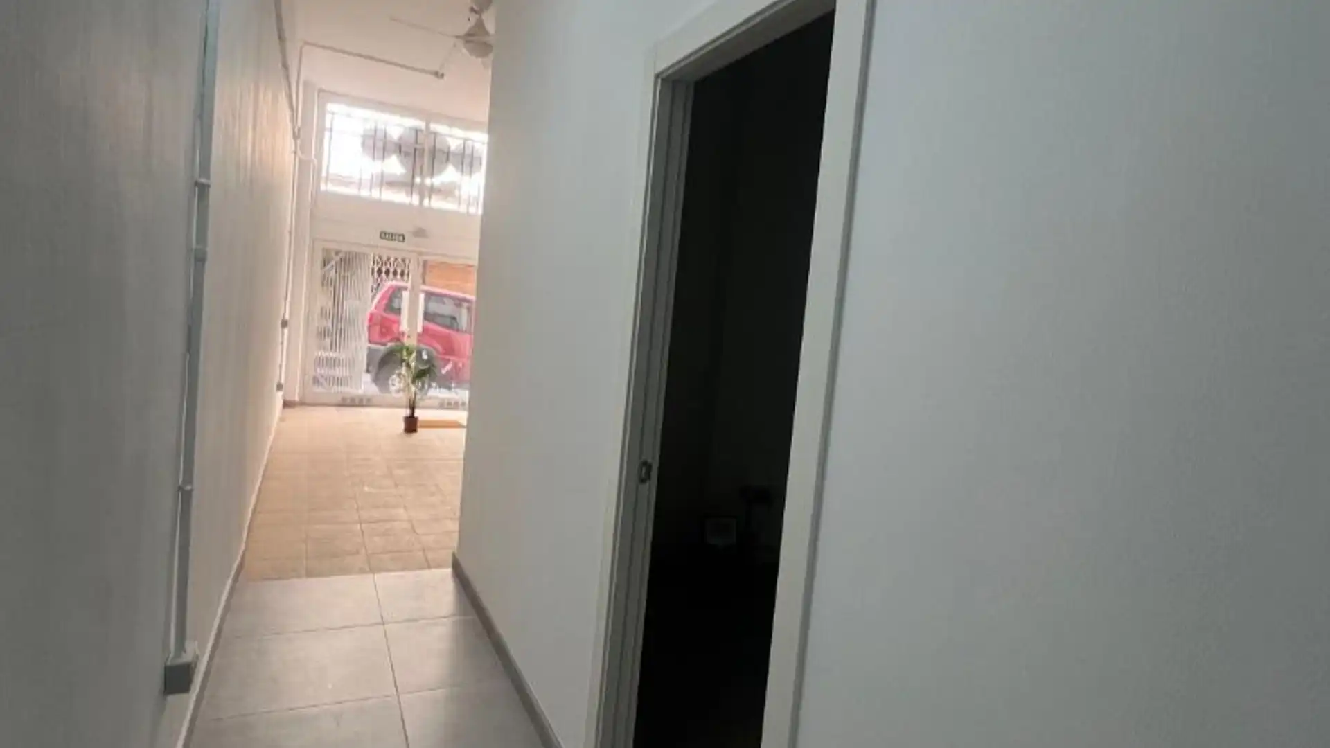 Office for rent in  Santa Cruz de Tenerife Capital  with Internet